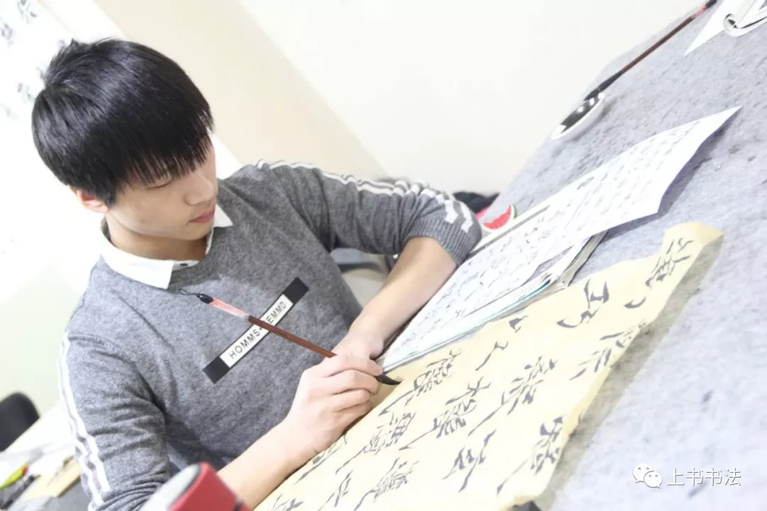 教育部正式宣布:再不练字,孩子可能无缘上大学! 教育部正式宣布:再不练字,孩子可能无缘上大学!
