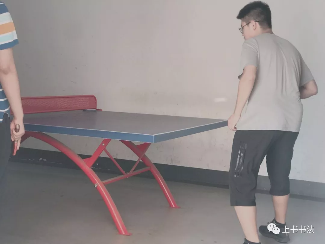 上书书法“体育课的真正价值” 上书书法“体育课的真正价值”