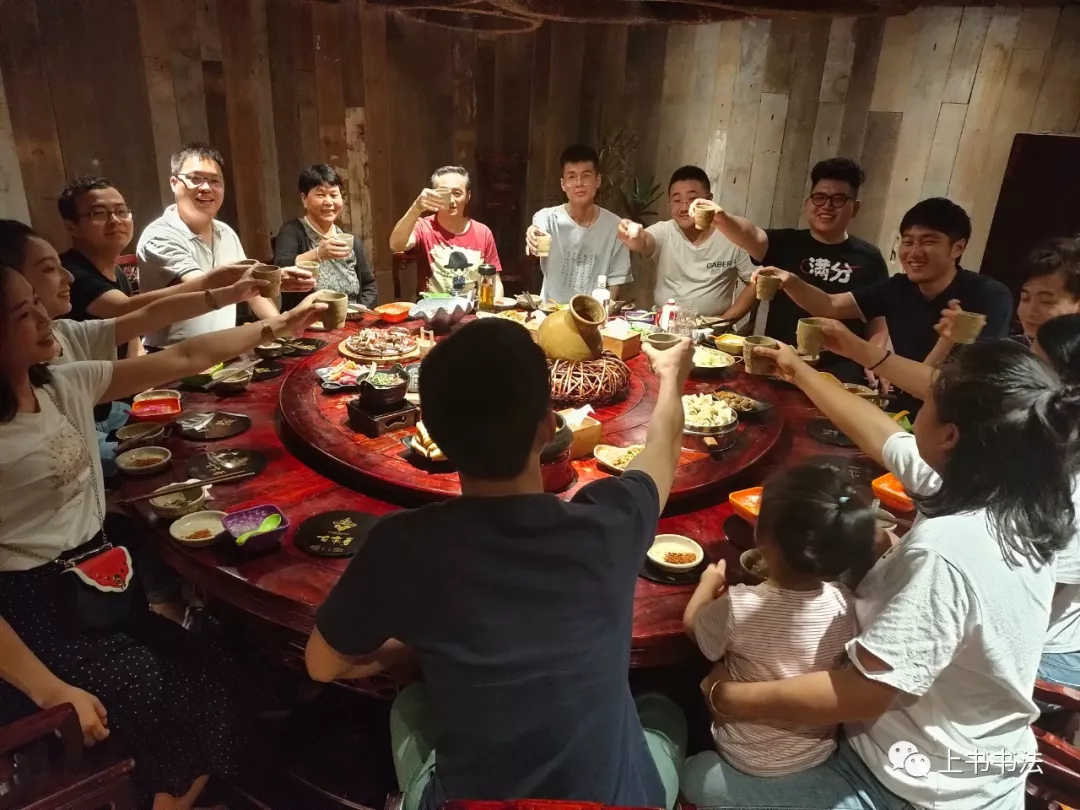 搞事情!我的微信运动终于占领朋友圈第一名 搞事情!我的微信运动终于占领朋友圈第一名