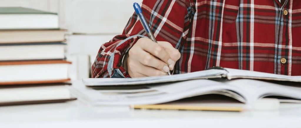 最新消息！英语老师工资将要大涨！薪酬、编制有大变化.....