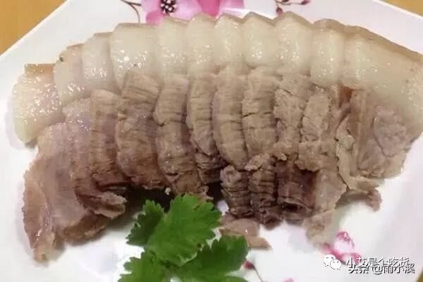 白切肉的正宗做法_正宗做法白切肉怎么做_正宗做法白切肉图片