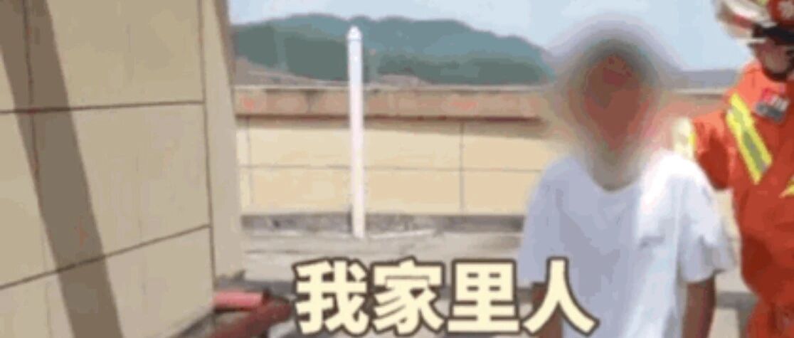 “考这么差你还有脸了？”15岁男生崩溃痛哭：成绩不该是定义孩子的唯一标准