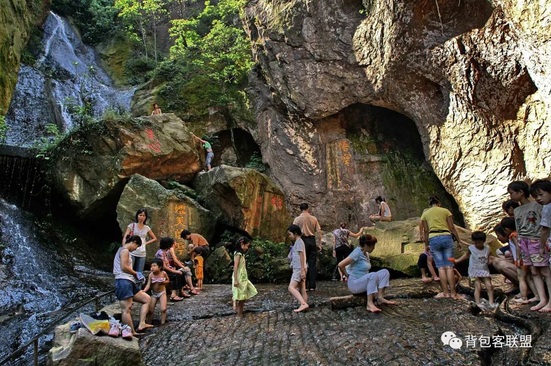 凤县紫柏山旅游攻略_西樵山旅游攻略_南平茫荡山旅游攻略