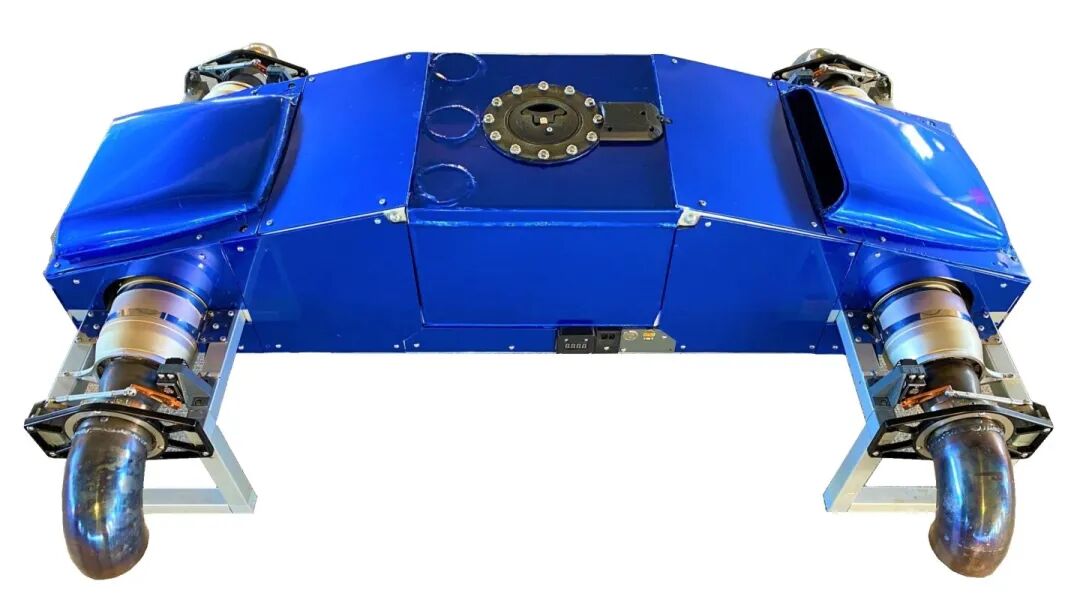 噴氣四軸飛行器AB6 JetQuad，最高速可達402km/h的圖2