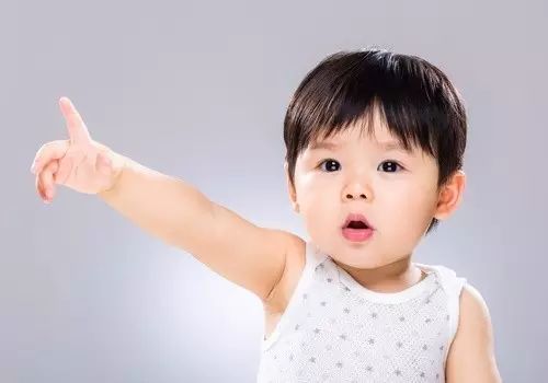怎樣才能長高個?識別寶寶生長高峰期到來的5個信號(從嬰兒到青春期)