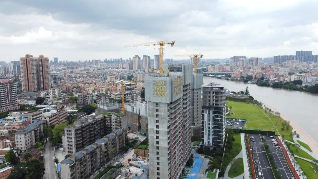 荔湾星河江缦46套房源入市，均是180㎡大平层！