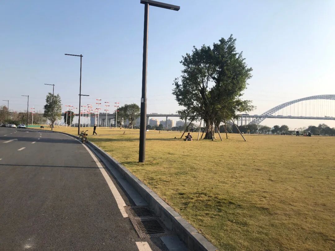 今年800-1000万买新房，这几个楼盘选一个吧！