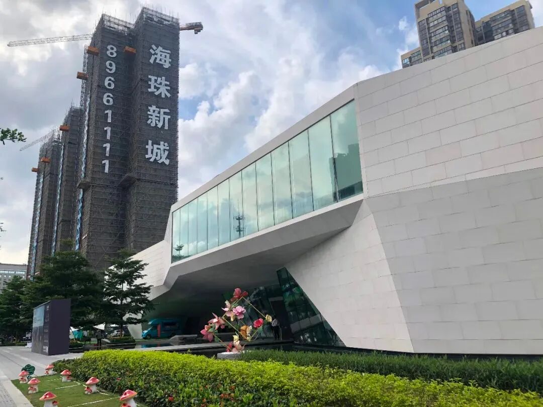 今年800-1000万买新房，这几个楼盘选一个吧！