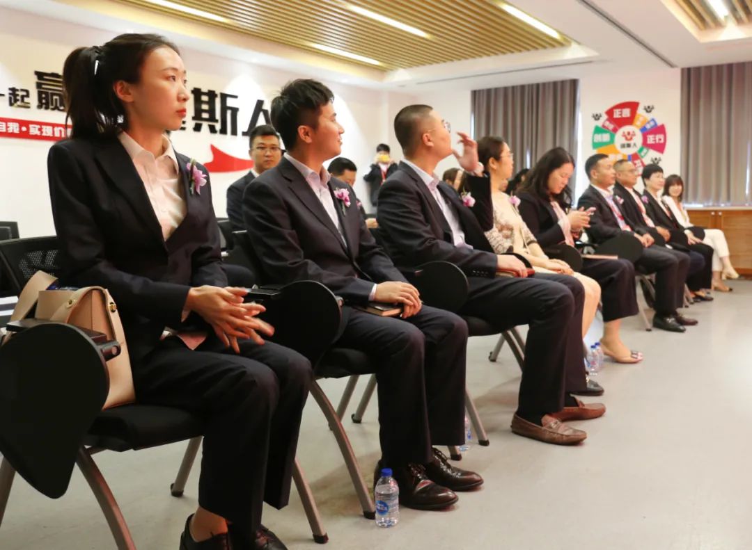【十八而志 耀世而来】缪斯设计十八周年庆——携手中国银行银企装贷冲刺启动仪式正式开始!-微信头条网 【十八而志 耀世而来】缪斯设计十八周年庆——携手中国银行银企装贷冲刺启动仪式正式开始!