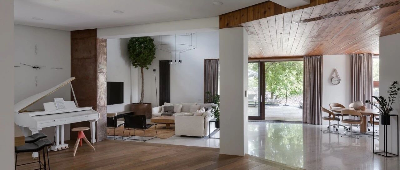 自然设计诗酒趁年华。