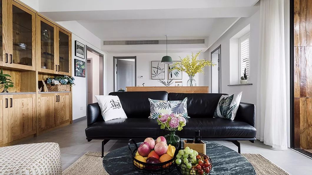 100平全屋开放式装修，视觉效果直接大了50平，榻榻米和书房简直绝配！