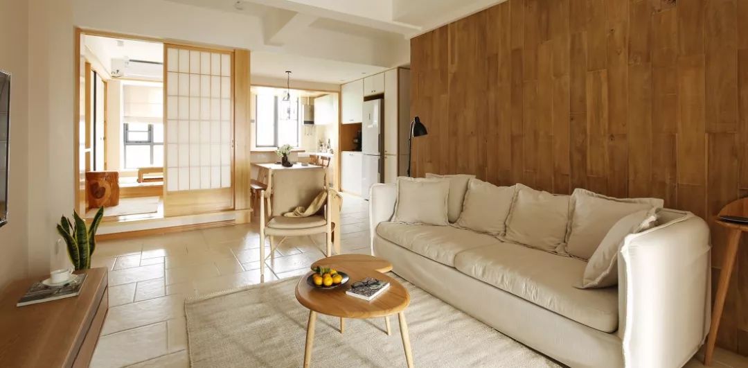 102㎡溫馨治愈系日式三居室，原木裝飾收納好，舒適實用好宜居 家居 第3張