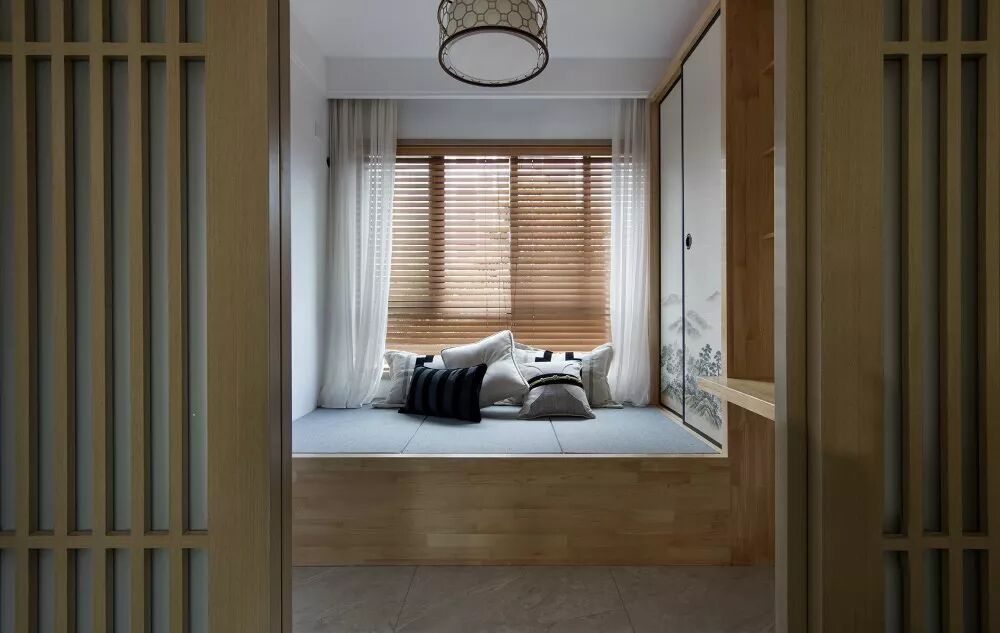 143㎡新中式4室2厅，古典淡雅，整体空间和谐开阔！