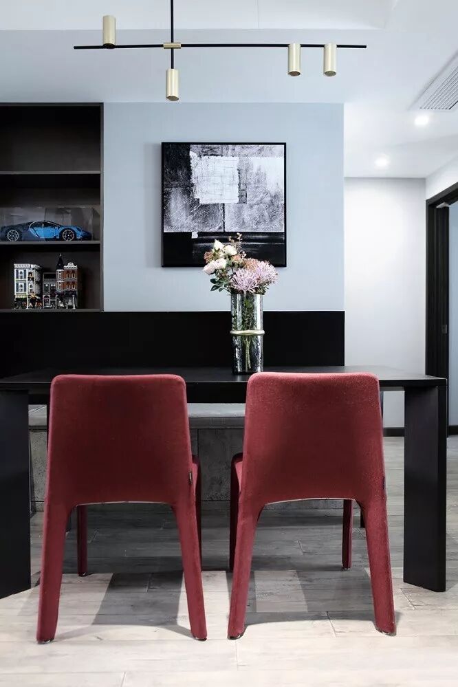 74㎡现代主义2室2厅，打造气质非凡的高级质感