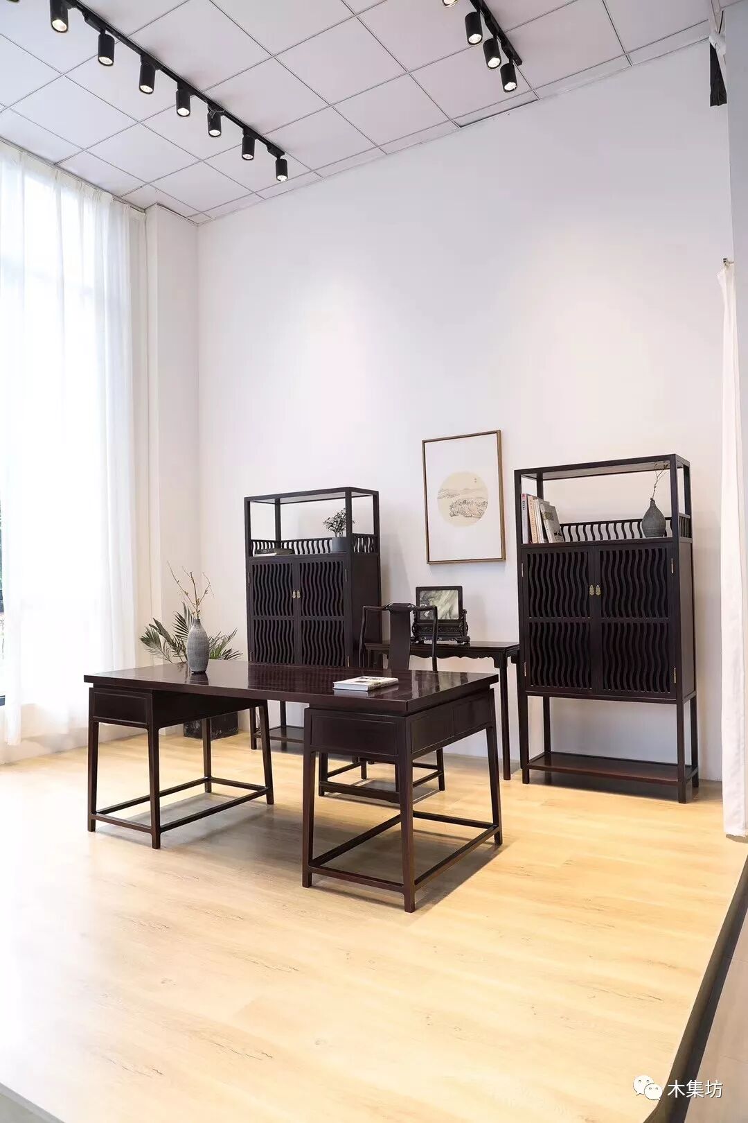 为什么新买的红木家具会发出爆裂声？