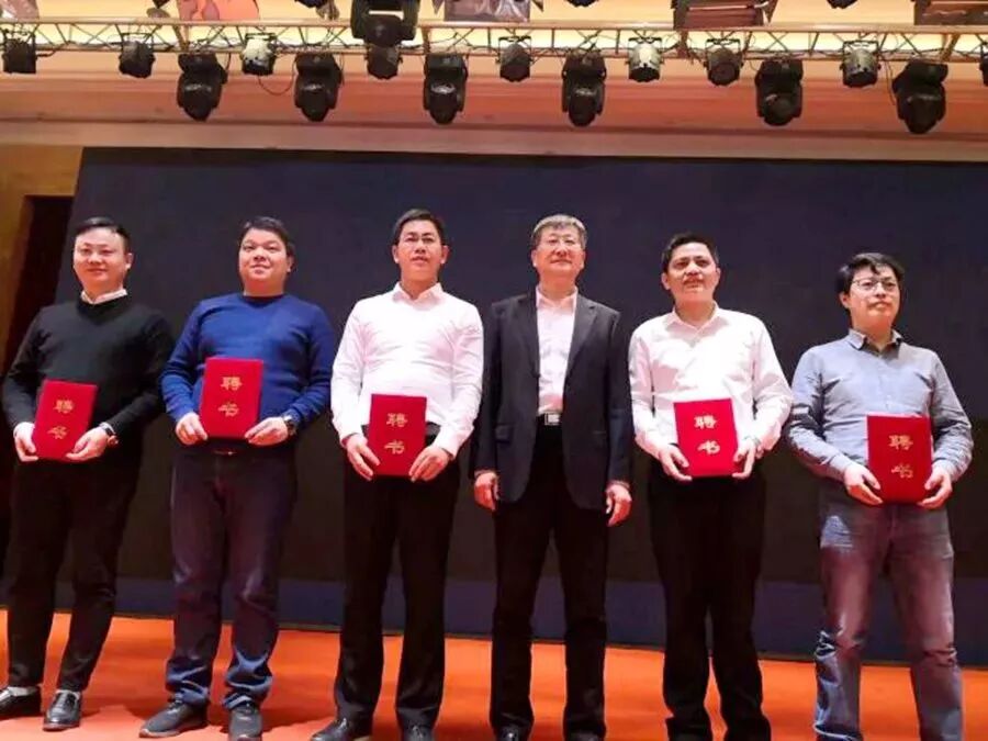 【协会】一体板分会场论坛——2018年中国绝热节能材料行业发展大会召开(图5)