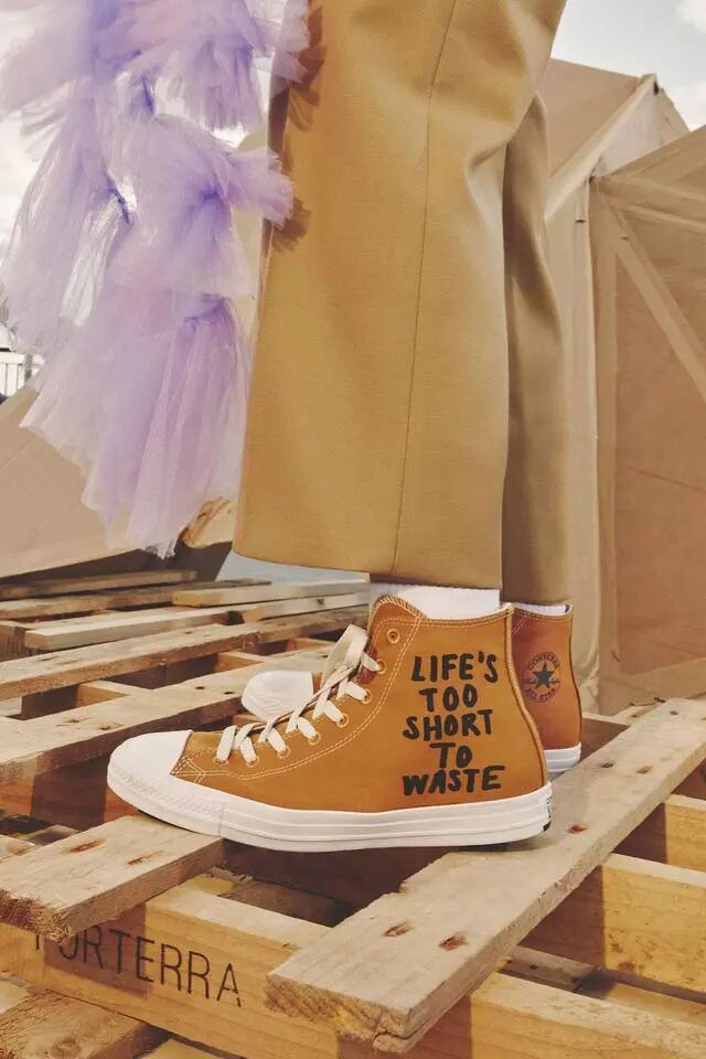 秸秆纤维超强聚酯瓦_聚酯纤维板与玻璃纤维吸音棉_聚酯纤维是塑料吗