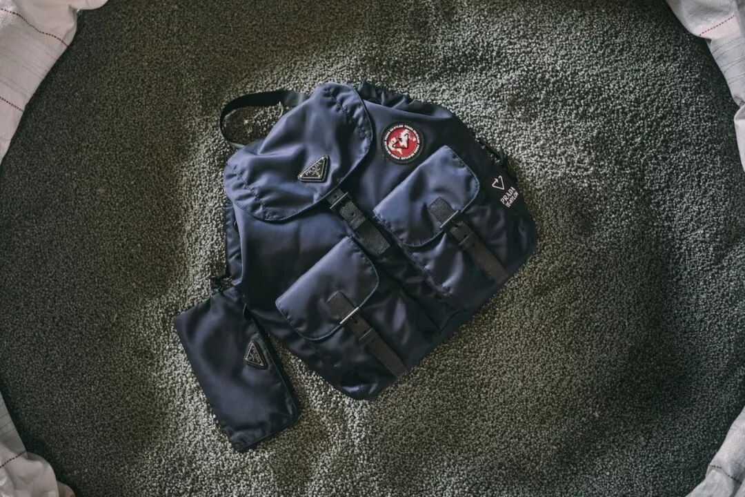 聚酯纤维是塑料吗_聚酯纤维板与玻璃纤维吸音棉_秸秆纤维超强聚酯瓦