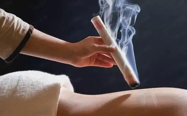 电子艾灸仪原理是什么居家养生丨宅家艾灸，如何选择适宜艾灸器具？_https://www.jmylbn.com_新闻资讯_第1张