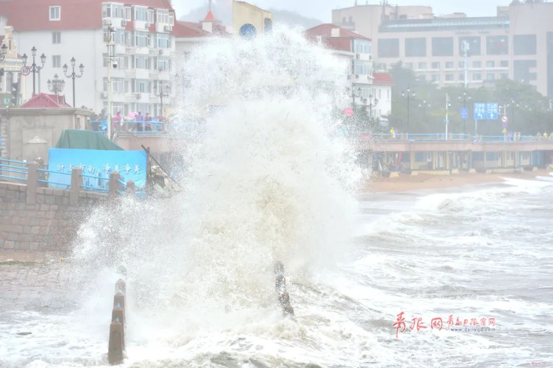 雨下了一天兩夜! 青島發布暴雨黃色預警,海水浴場、棧橋等景區關閉 旅遊 第19張