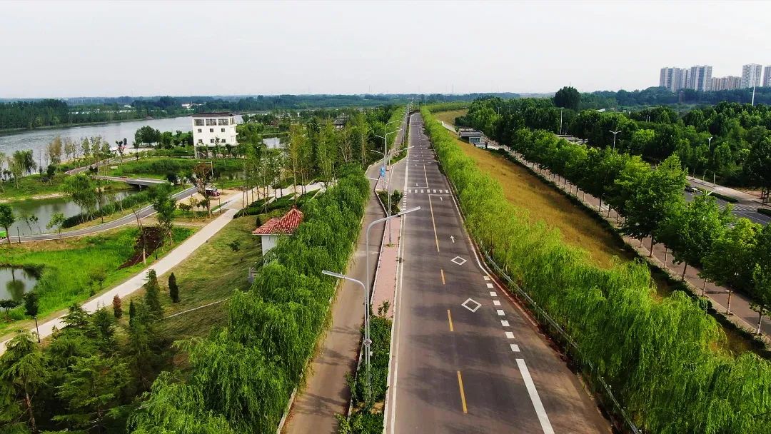 邹城孟子湖环湖路图片