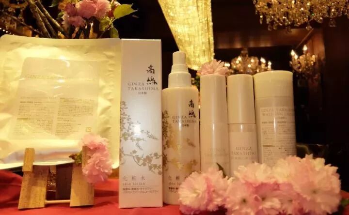 【暴风看点】日本一会所妈妈桑年仅25岁，坐台小姐全部东京大学毕业！