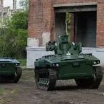 俄军无人战车抵达前线！号称有自主识别能力，放话要打豹2和M1