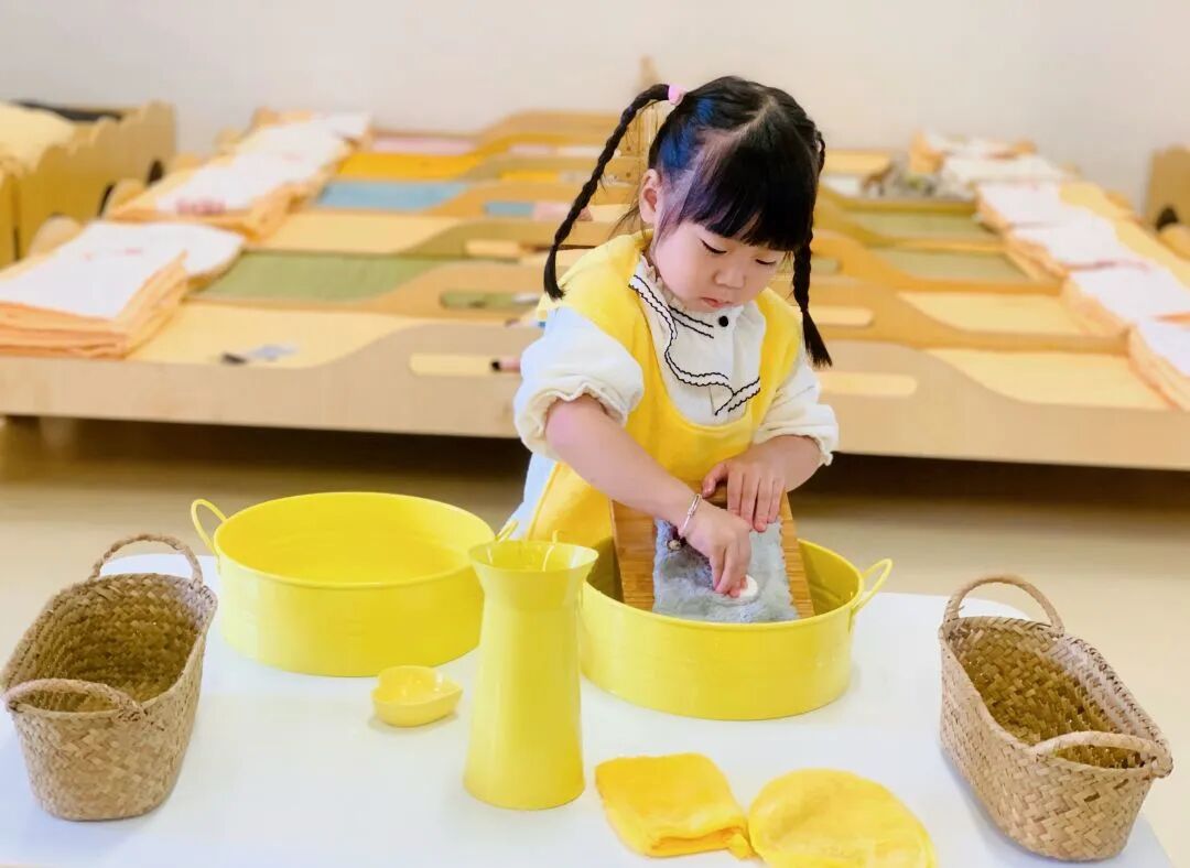 不要让孩子上蒙氏班_蒙氏班后上小学_班蒙氏孩子让要上幼儿园