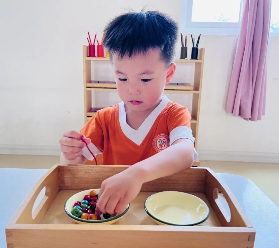 不要让孩子上蒙氏班_班蒙氏孩子让要上幼儿园_蒙氏班后上小学