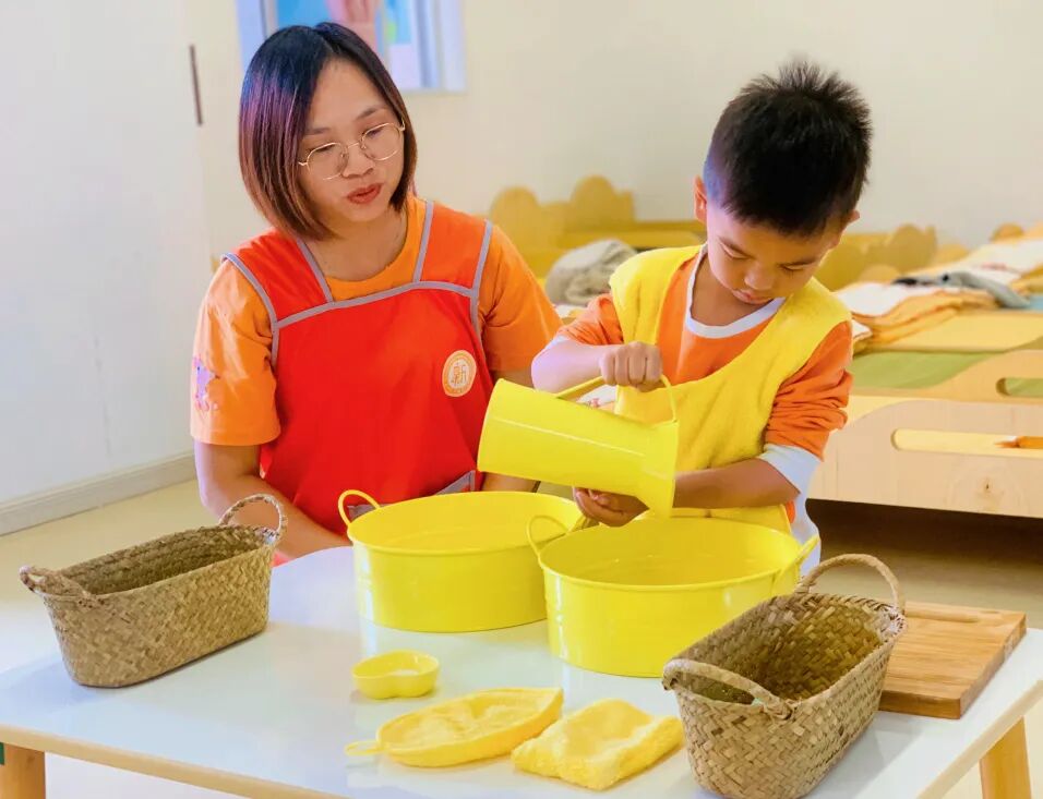 蒙氏班后上小学_不要让孩子上蒙氏班_班蒙氏孩子让要上幼儿园