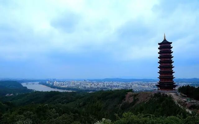 杨仙岭人文公园 文化主题休闲地