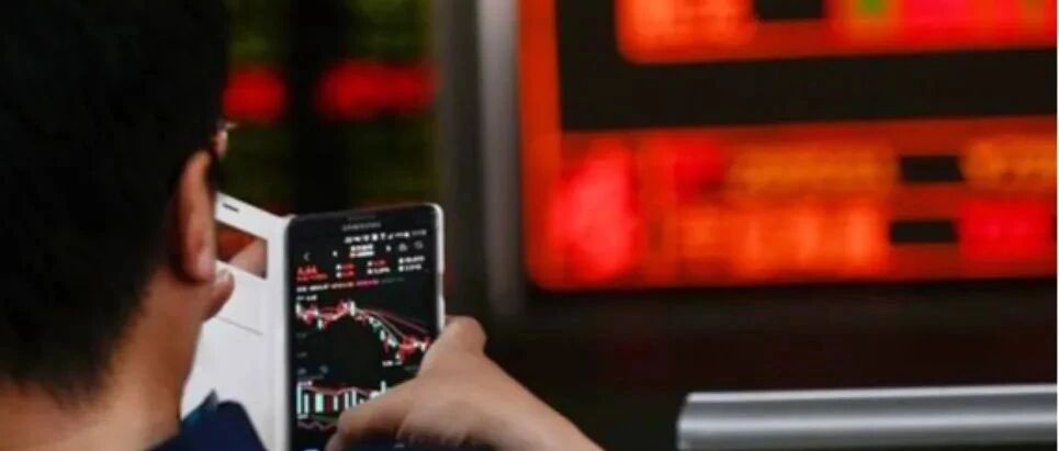 月薪一万被罚上亿，“独董”逃之夭夭