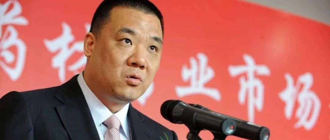 这位富豪终于进牢房了