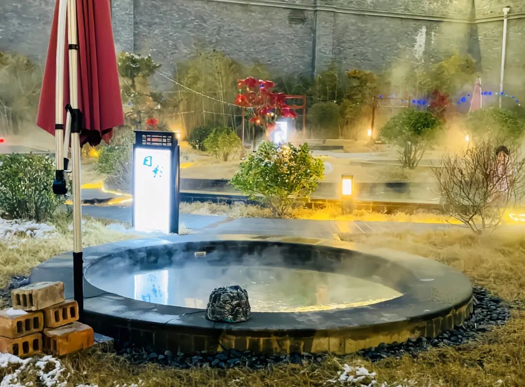 05蓝波湾温泉门市价:138元/人电话:029-32037111地址:咸阳市渭城区