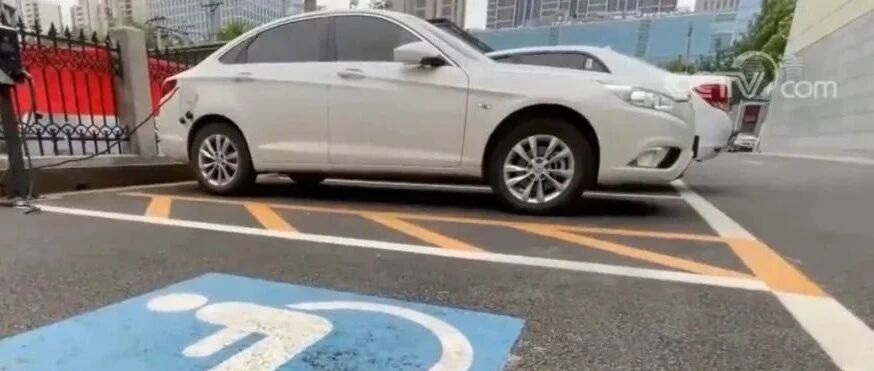 加油站可以长时间停车吗？