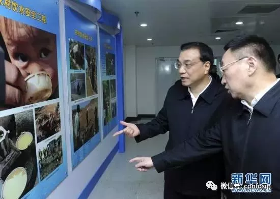 国务院总理亲临净化水现场,净水器必须要普及! 国务院总理亲临净化水现场,净水器必须要普及!
