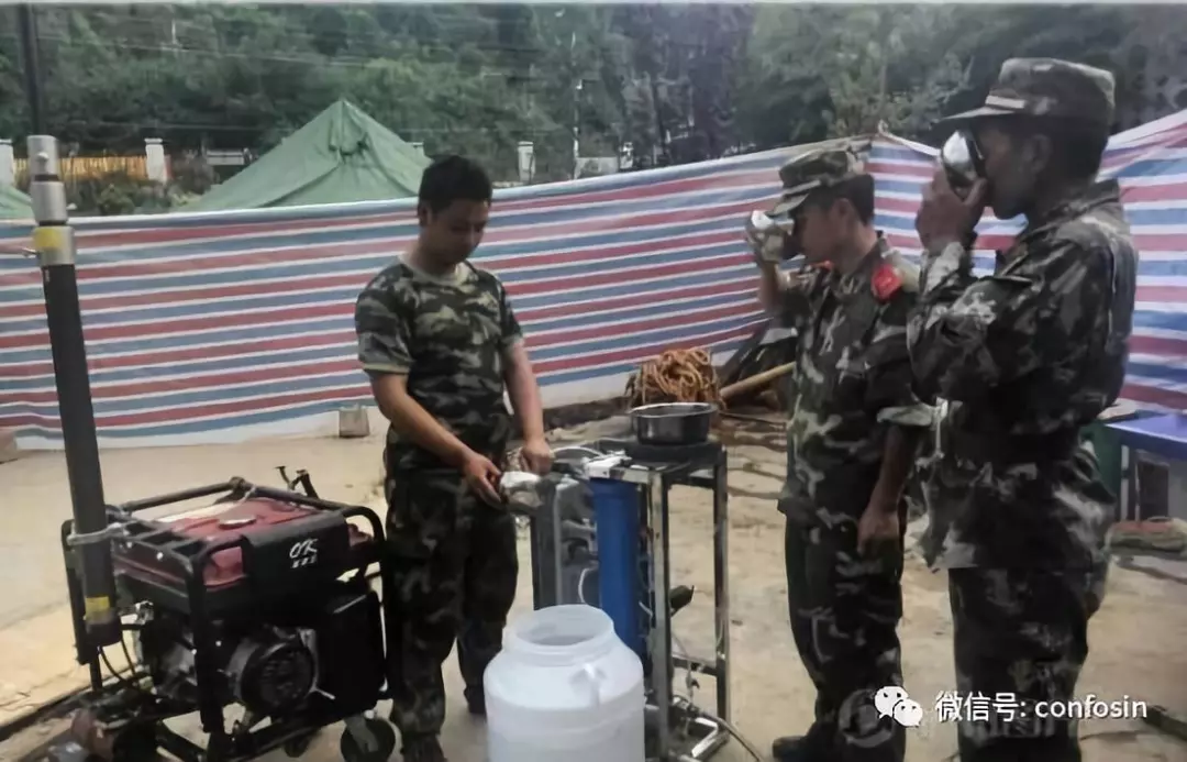 国务院总理亲临净化水现场,净水器必须要普及! 国务院总理亲临净化水现场,净水器必须要普及!