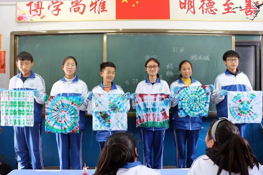 世界读书日：传承文化，我们在行动！