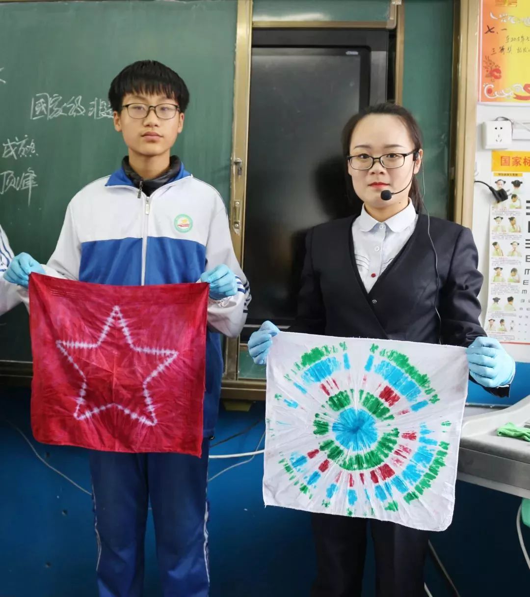 世界读书日：传承文化，我们在行动！