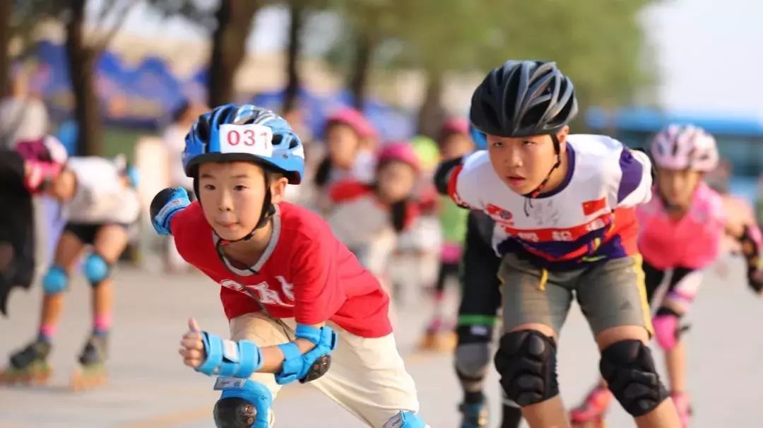 火热报名中 | MX名星” 杯第二届中国·台儿庄古城国际轮滑节即将举行! 火热报名中 | MX名星” 杯第二届中国·台儿庄古城国际轮滑节即将举行!