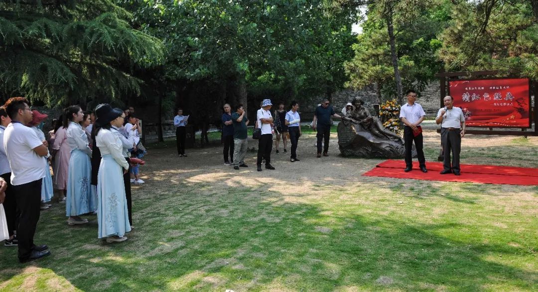 “积极创新产品模式 推动红色旅游融合发展”培训班在台儿庄古城开班 “积极创新产品模式 推动红色旅游融合发展”培训班在台儿庄古城开班