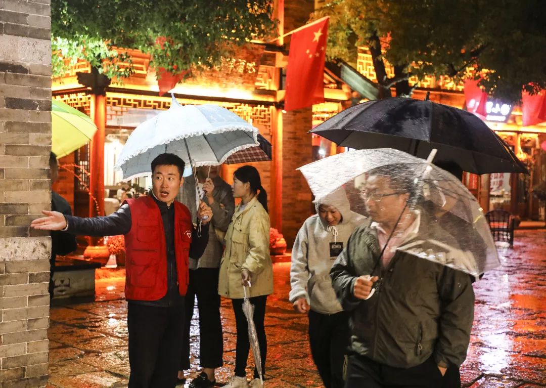 再创辉煌!台儿庄古城十一假期接待游客51.2万人次! 再创辉煌!台儿庄古城十一假期接待游客51.2万人次!