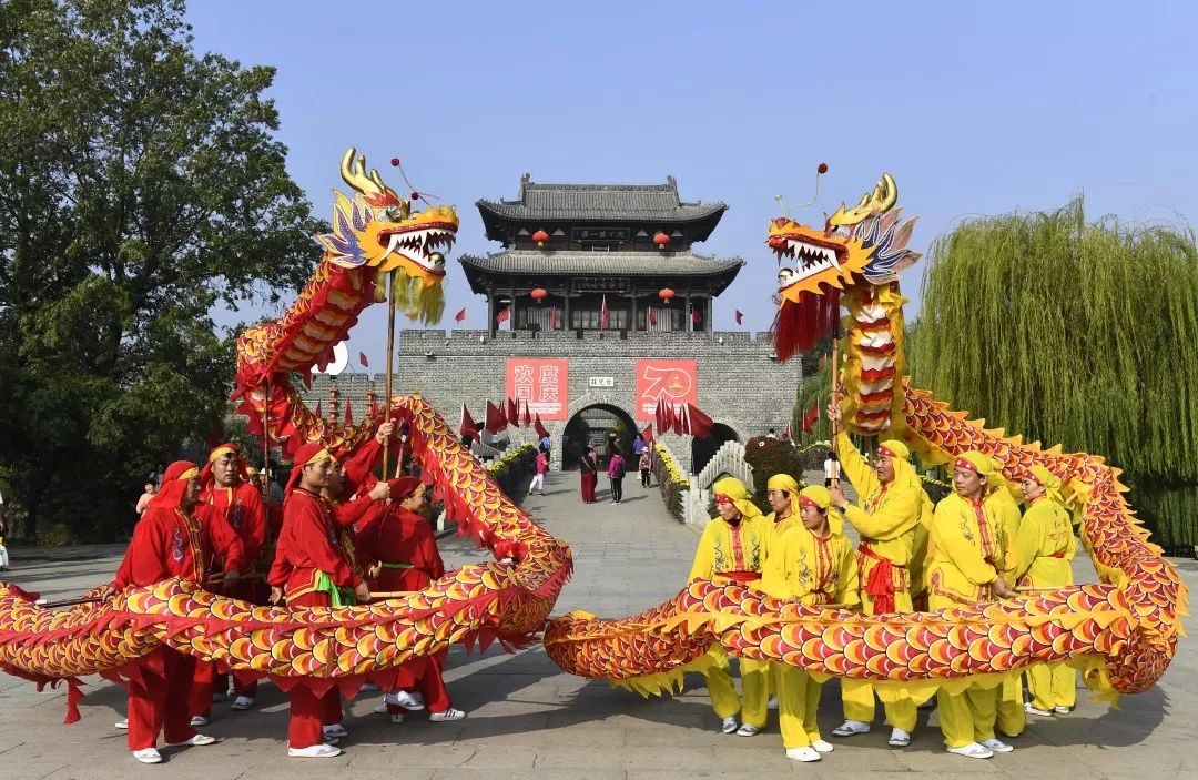 再创辉煌!台儿庄古城十一假期接待游客51.2万人次! 再创辉煌!台儿庄古城十一假期接待游客51.2万人次!