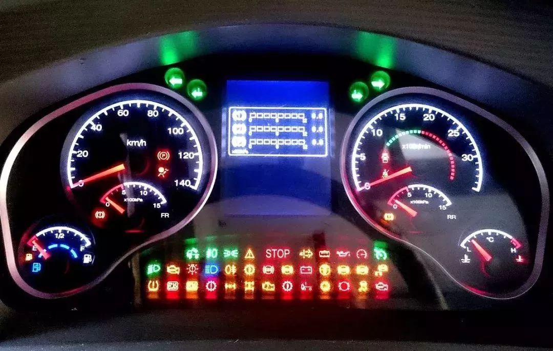 好看又实用天龙旗舰彩色液晶仪表使用