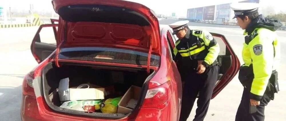 即日起，交警严查汽车后备箱，发现以下这4样东西就罚，没商量