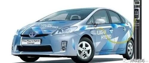 “丰亚迪”来了，丰田比亚迪合作的新品牌，用的是丰田车标