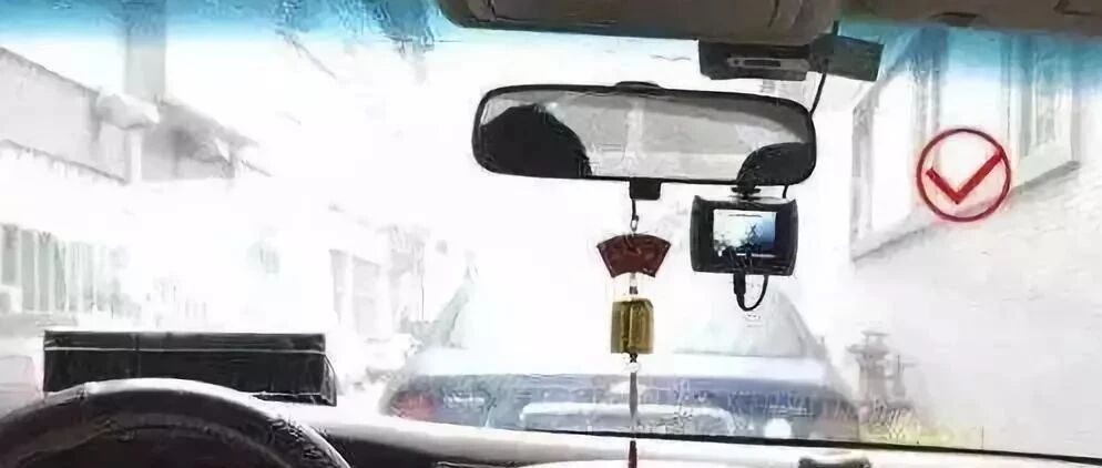 装行车记录仪却被扣12分？交警：新规下发，这种记录仪禁止安装！