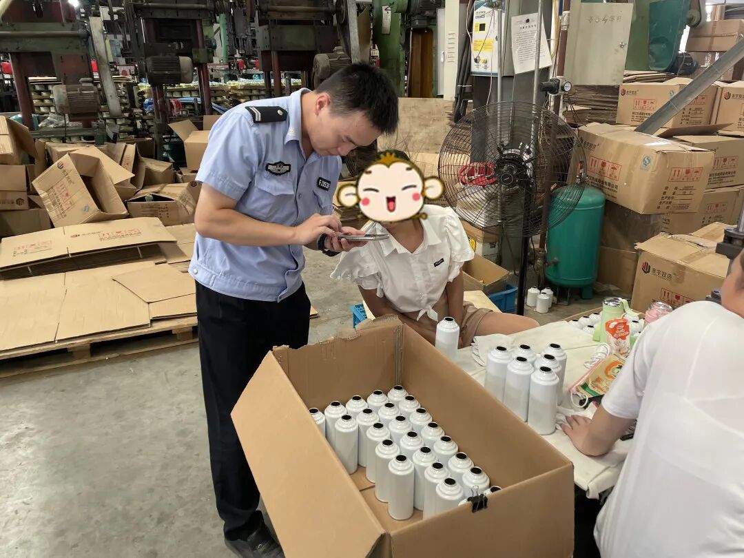 铁军护航·警助共富 | 衢江公安服务小分队一直在行动，把服务送上门