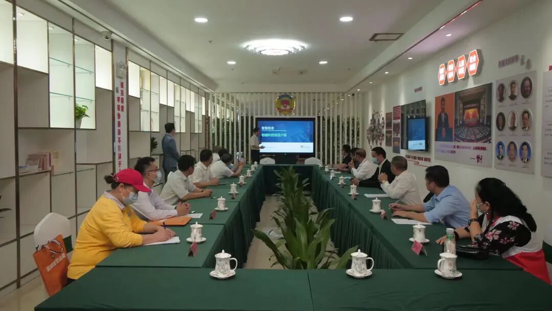 专家观点‖逾越“数字鸿沟”，将科技助老做到更好! - 深圳市养老服务业协会