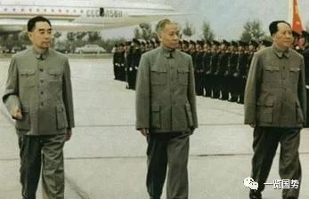 毛主席與周總理：兩大巨人的歷史合影（每一張都很珍貴） 歷史 第14張